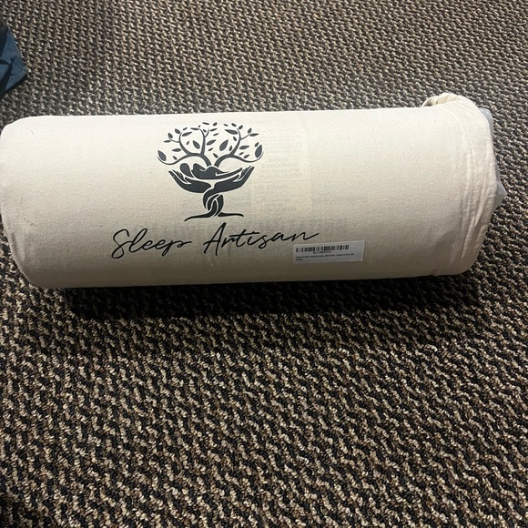 Latex Pillow Standard Size Adjustable Bed Pillows with Washable Cover (1) - Picture 4 of 4